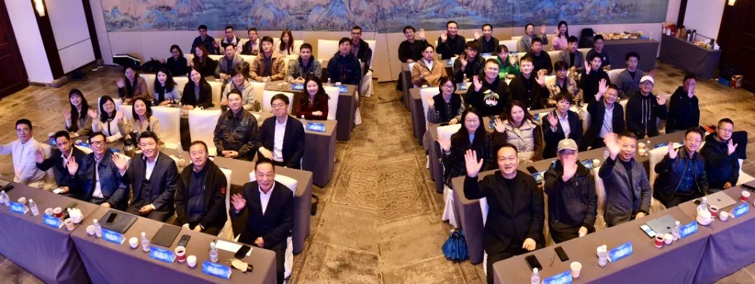 “追光而行,向阳而生 AI时代下青年的使命与担当”数印思享荟主题活动圆满举办