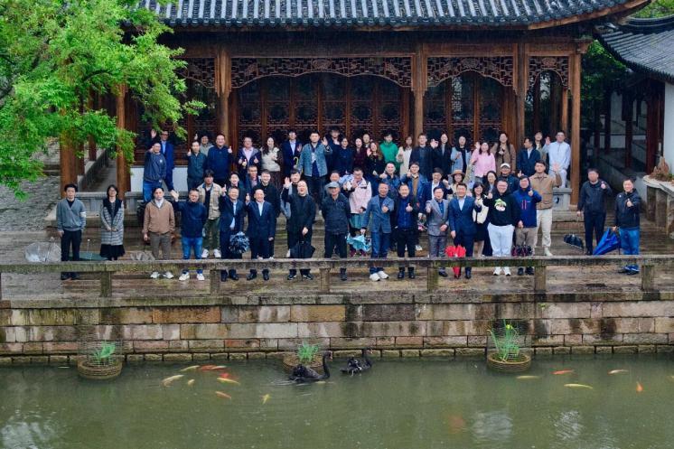 “追光而行,向阳而生 AI时代下青年的使命与担当”数印思享荟主题活动圆满举办