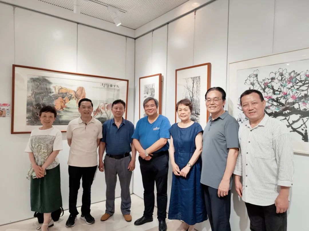 印刷、商务、书画跨界交流会在浦东新区图书馆举办