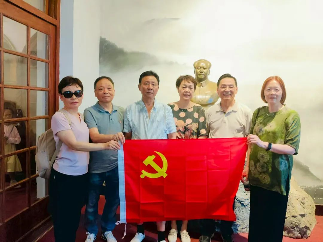 浦东印协：赴杭州城参加美妆盛会，探莫干山传承红色基因！