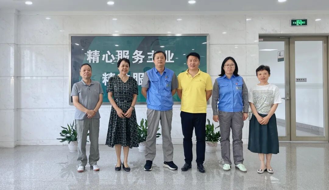 共探行业发展新路径一一“浦东印协”费屹豪理事长率队调研“上海烟印”